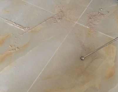 小店瓷砖空鼓维修公司分享粘合剂选择不当在瓷砖铺贴过程中可能导致以下问题